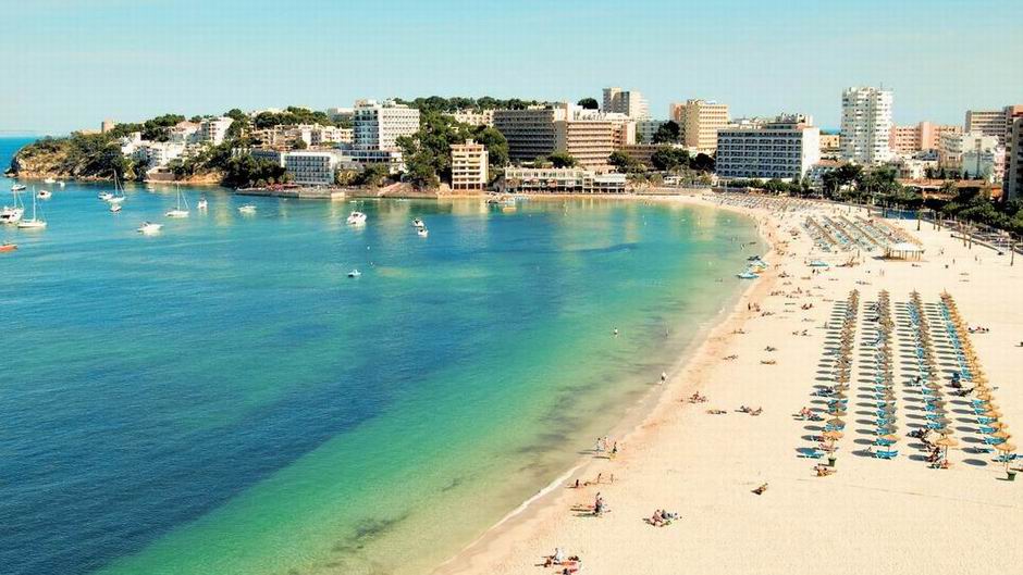 Palma Nova beach